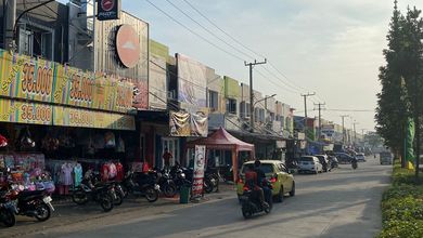 Ruko 2 Lantai Langsung Hadap Jalan Utama Sentraland Paradise Dekat Stasiun KRL Parung Panjang dan Tol Legok