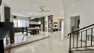 Rumah Prestisius di Kawasan BSD City, Tangerang, LB 310m², Harga 5,2 Miliar