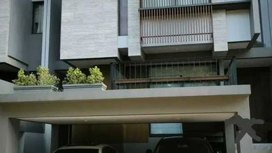 For Sale rumah Eksklusif di BSD City, Tangerang - LT 162m²
