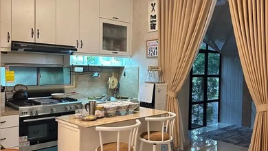 Rumah Elegan di Gading Serpong, Tangerang, 4 Kamar Tidur, LT 144m²